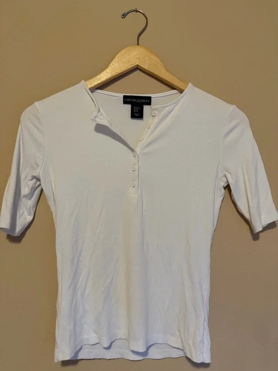 Cynthia Rowley White Short Sleeve Henley Tee - Picture 1 of 4